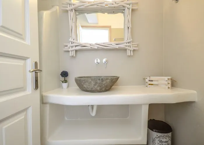 阿可体普拉卡酒店 4*