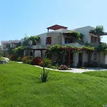 Hotel apartamentowy Acti