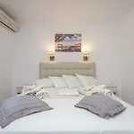 Hotel apartamentowy Acti
