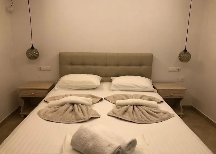 Aparthotel Acti Plaka (Naxos)